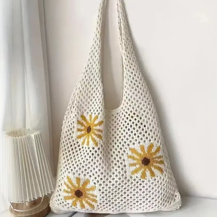 Sac fourre-tout tendance rétro en crochet à motif floral