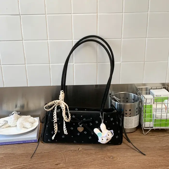 Sac à bandoulière chic français pour femme, en dentelle florale avec nœud, breloque lapin, en cuir P