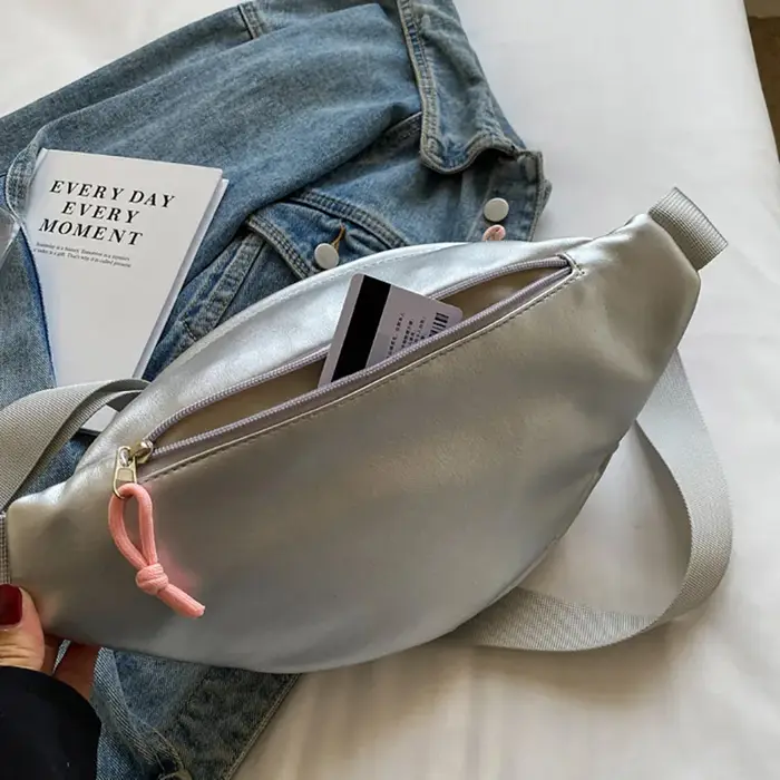 Sac de poitrine tendance en argent pour femmes