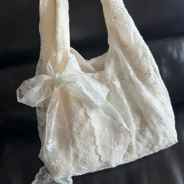 Nouveau sac à main 2026 en dentelle avec ruban et nœud