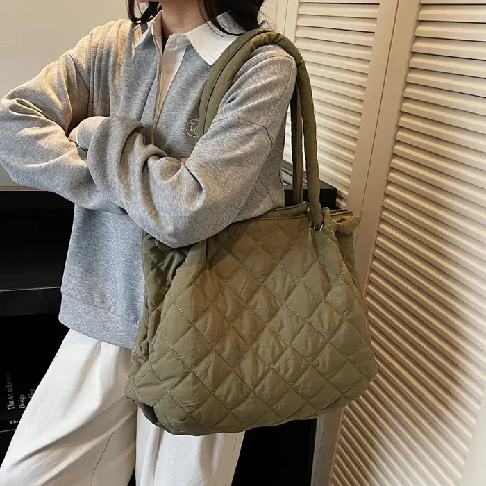 Sac fourre-tout matelassé de grande capacité en tissu pour femmes