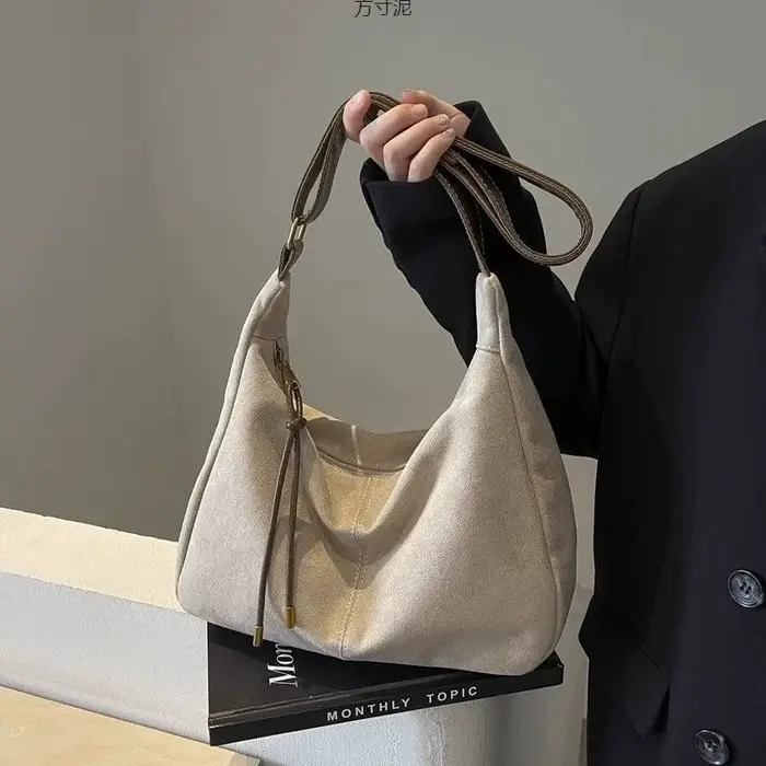 Nouveaux sacs à main pour femmes à la mode rétro grande capacité en cuir PU sac à bandoulière automne et hiver