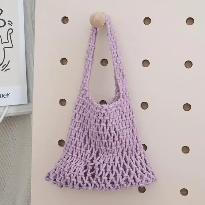 Sac à main tricoté ajouré fait main
