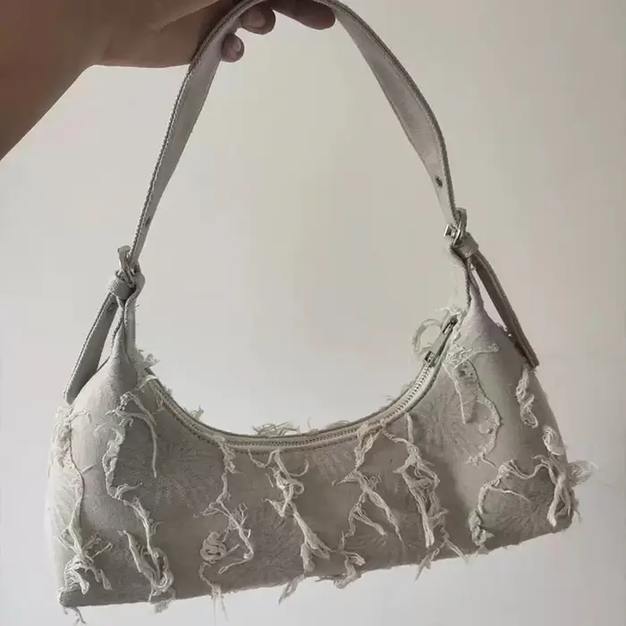 Sac fourre-tout à bandoulière en toile avec design patchwork