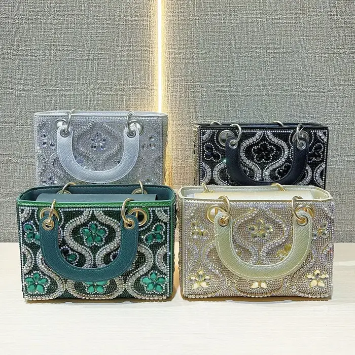 Pochette de soirée Vintage en cristal pour femmes, sac à bandoulière de luxe avec strass, fourre-tout pour fête de mariage, 2025