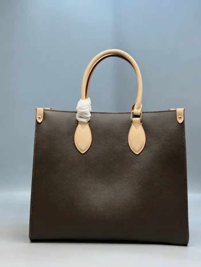 Nouveau Sac à Main Classique pour Femme 2026 – Élégant et Minimaliste