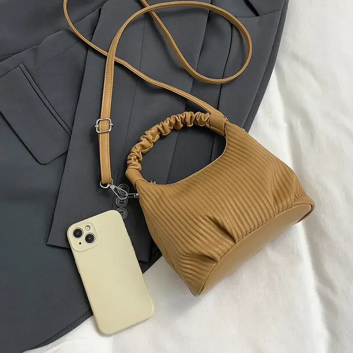 Sacs à main en cuir PU plissés pour femmes, sacs nuage, loisirs, polyvalents, initiés, sac à bandoul