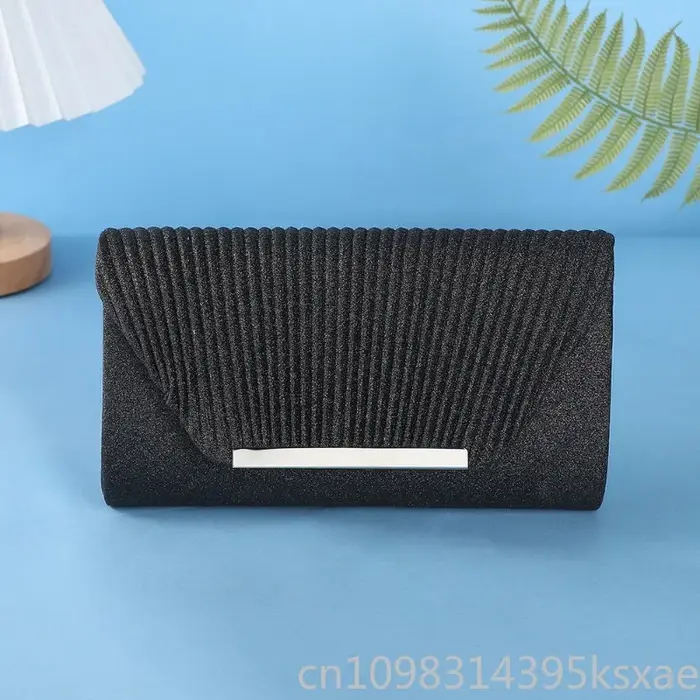 Pochette de soirée à motif coquillage