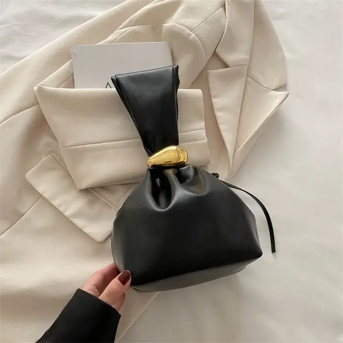 Pochette personnalisée en cuir souple pour femmes, Mini pochette seau plissée de luxe de styliste, s