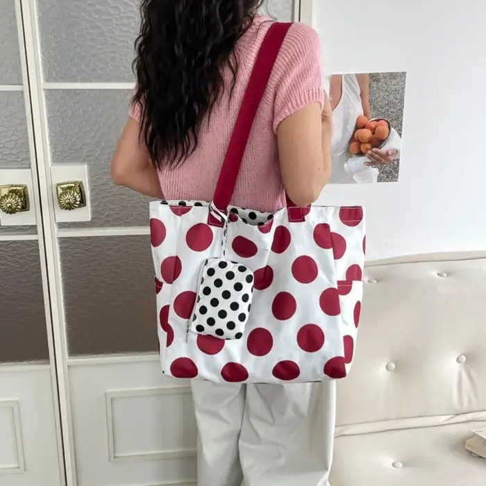 Sac fourre-tout double face en nylon à pois grande capacité avec fermeture éclair et lacets