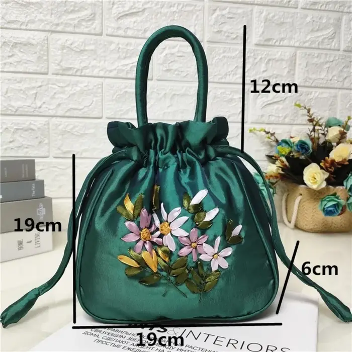 Sac seau pour femme à motif floral brodé