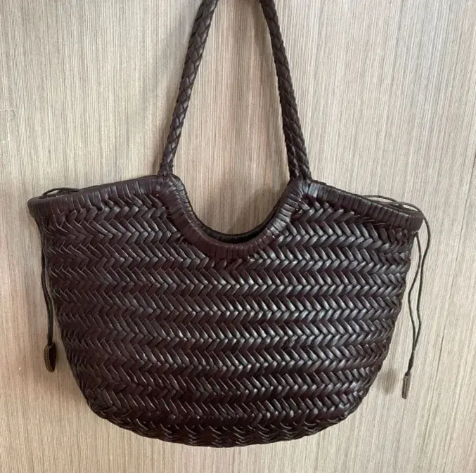 Cuir véritable de créateur tricoté à la main élégant Poignée femme fourre-tout Vintage sac à main