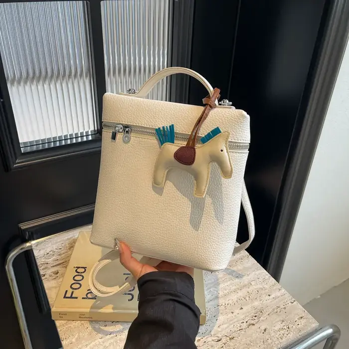 Sac à dos femme simple et tendance