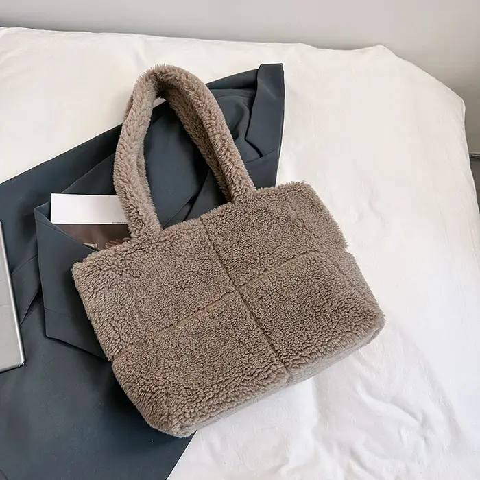 Sac de luxe en fausse fourrure pour femmes