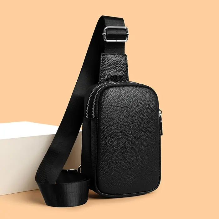 Sac de Poitrine en Cuir Véritable de Luxe pour Femme