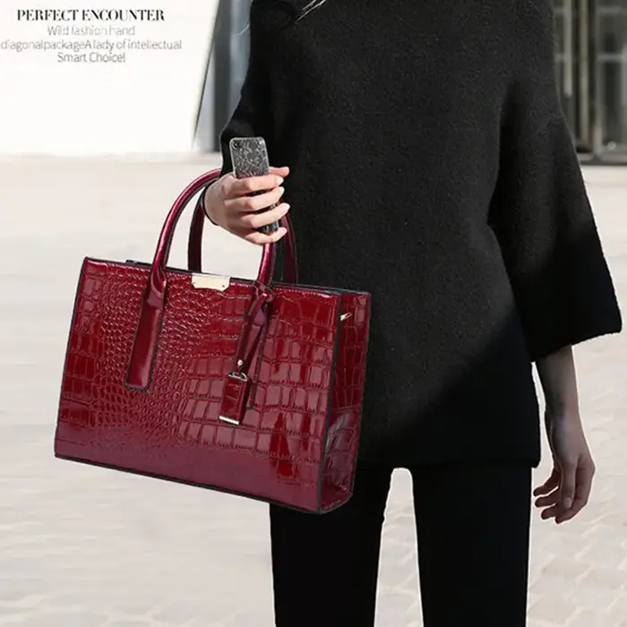 Sac à main de luxe motif Crocodile