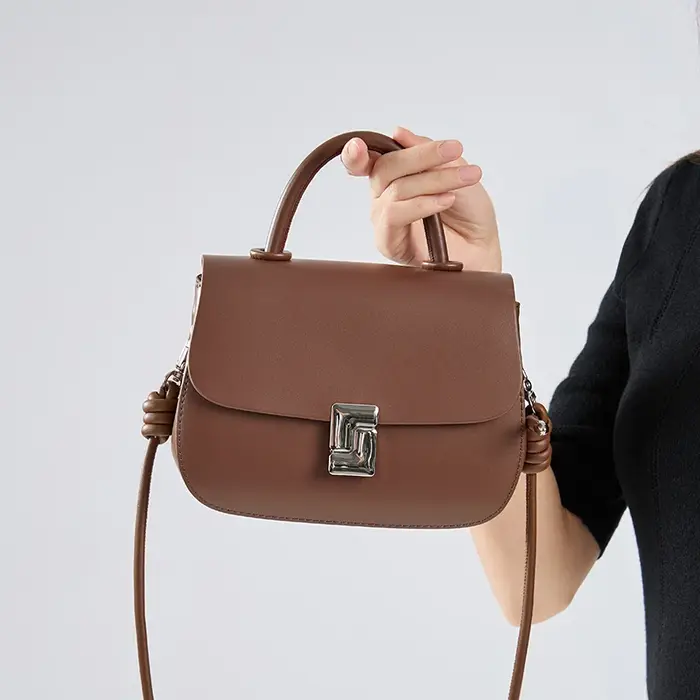 Sac à bandoulière en cuir de vache véritable pour femmes, léger, de luxe, rétro, petits sacs à main