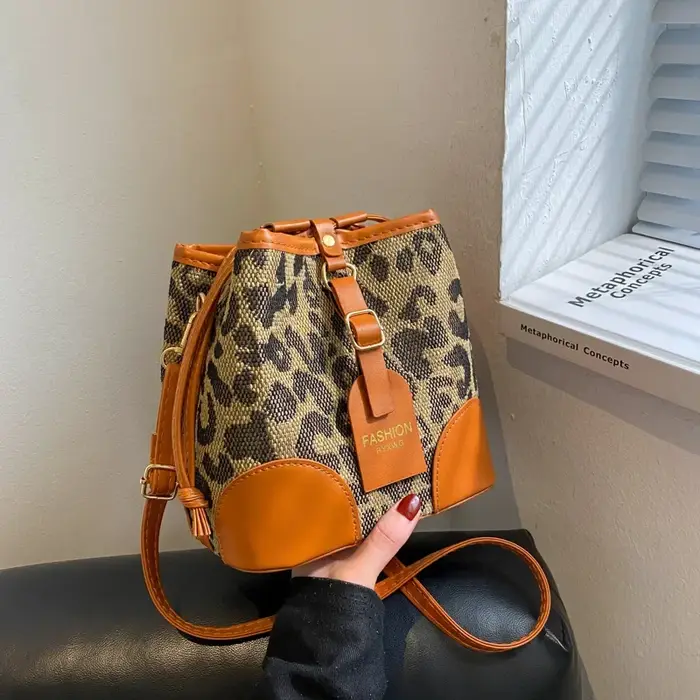 Léopard petit cuir PU femmes seau sacs à bandoulière 2024 automne sac à bandoulière design marque de