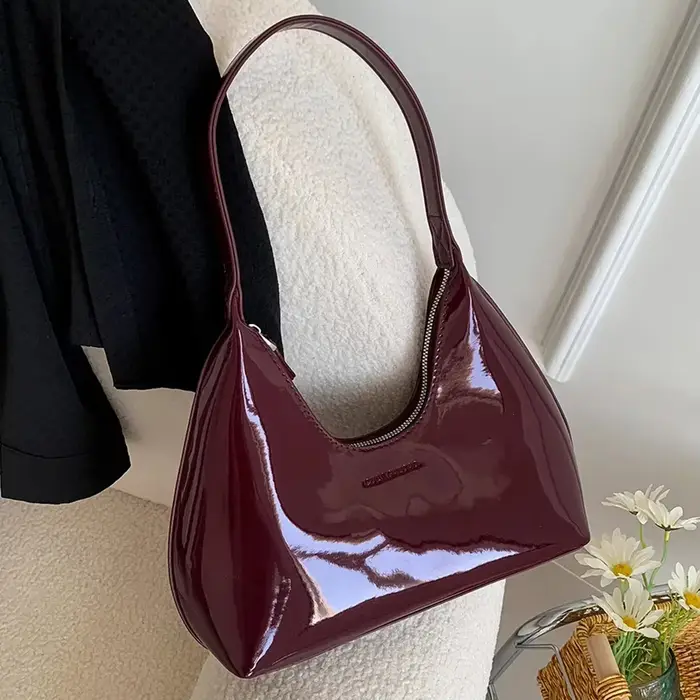 Sac à bandoulière bordeaux pour femmes