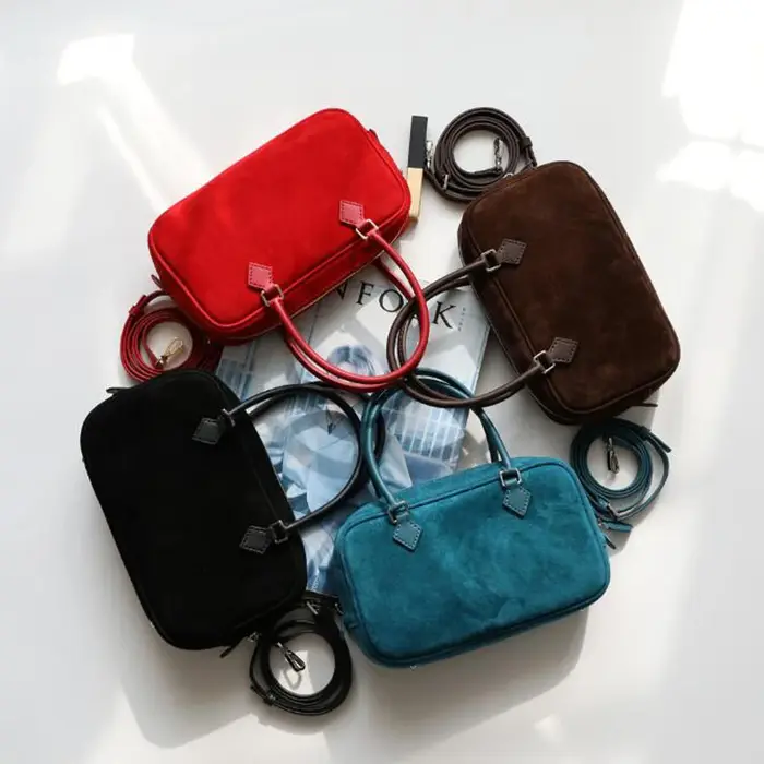 Sac à main de luxe en cuir suédé naturel pour femme, avec longue bandoulière, sac à rabat, sac porté