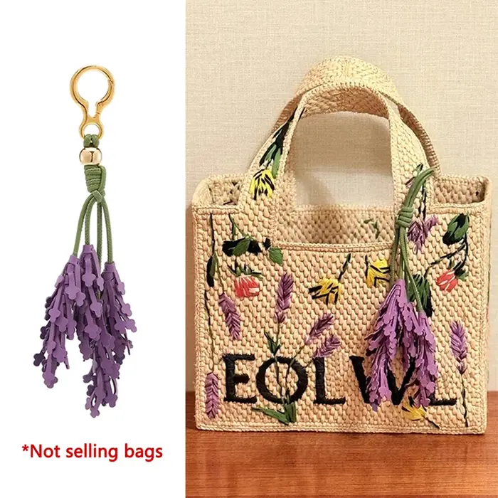 Breloque de sac en cuir lavande pour femmes