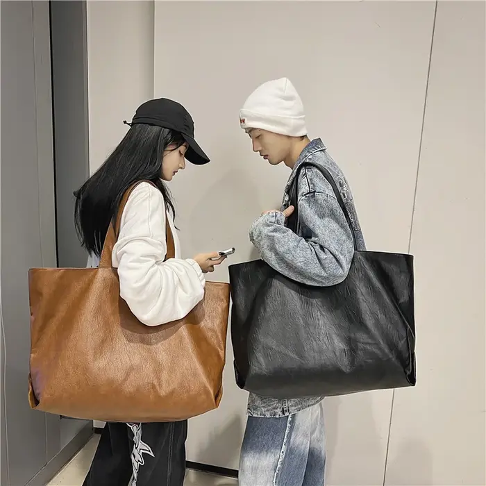 Sacs fourre-tout surdimensionnés de couleur noire pour femmes