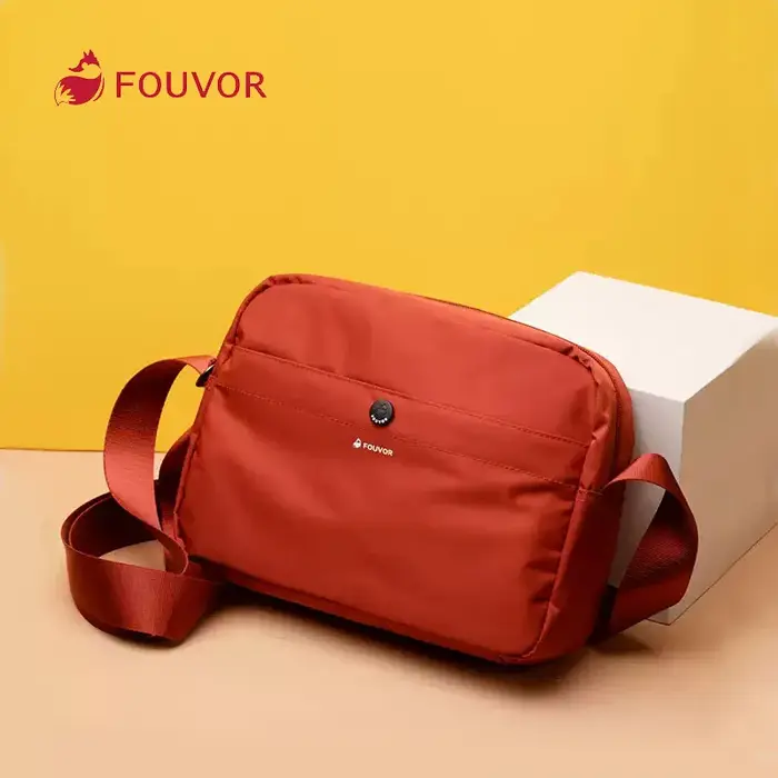 Fouvor Sac à bandoulière en nylon rouge pour femme léger décontracté petit sac à main à bandoulière