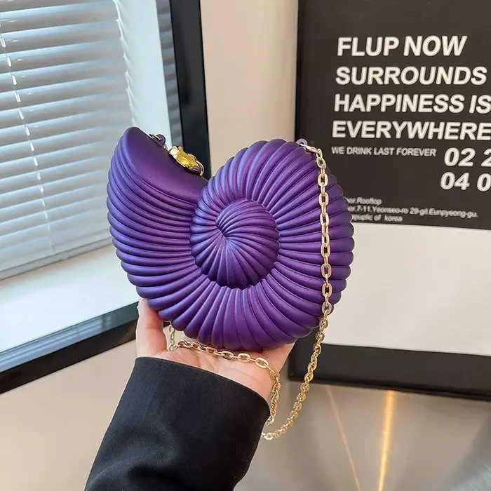 Sac de soirée en forme de coquillage avec personnalité