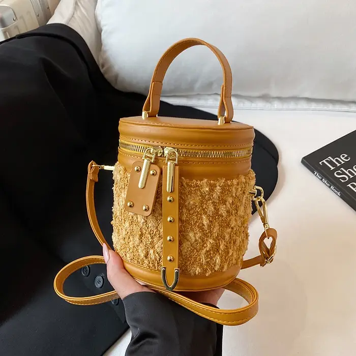 Nouveau Mini petit sac femmes concepteur agneau laine sac à main marque de luxe épaule fourre-tout dame mode seau sac à
