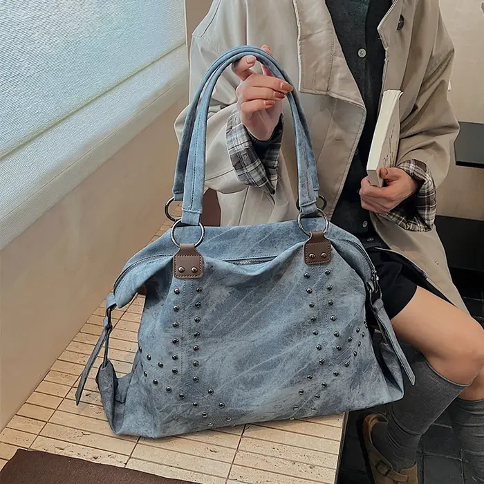 Y2K tendance grande capacité sac fourre-tout pour femmes 2025 automne/hiver trajet sac à bandoulière Vintage en cuir Pu sac à main Rivet Moto sacs
