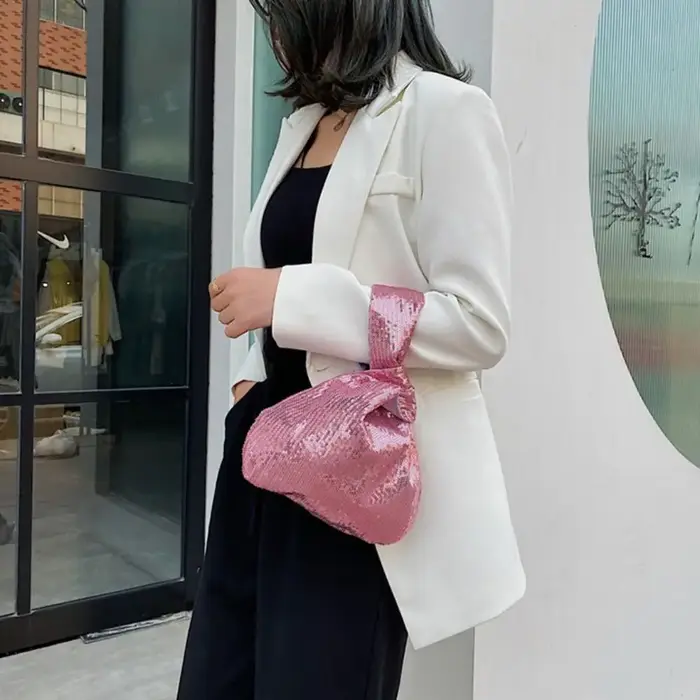 Sac à main portable à nœuds scintillants