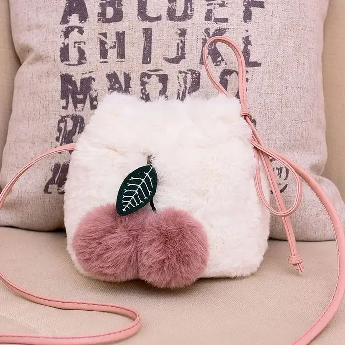 Petits sacs à main et sacs à main en fausse fourrure pour femmes