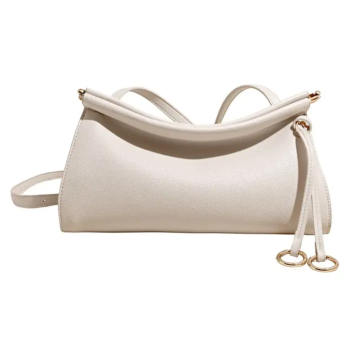 Sac à bandoulière en cuir vintage avec silhouette structurée