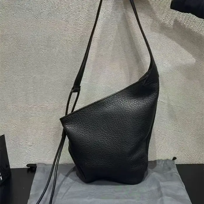 Sac de rangement sous les bras en cuir souple, Design de Niche, sac de rangement pour Shopping de St