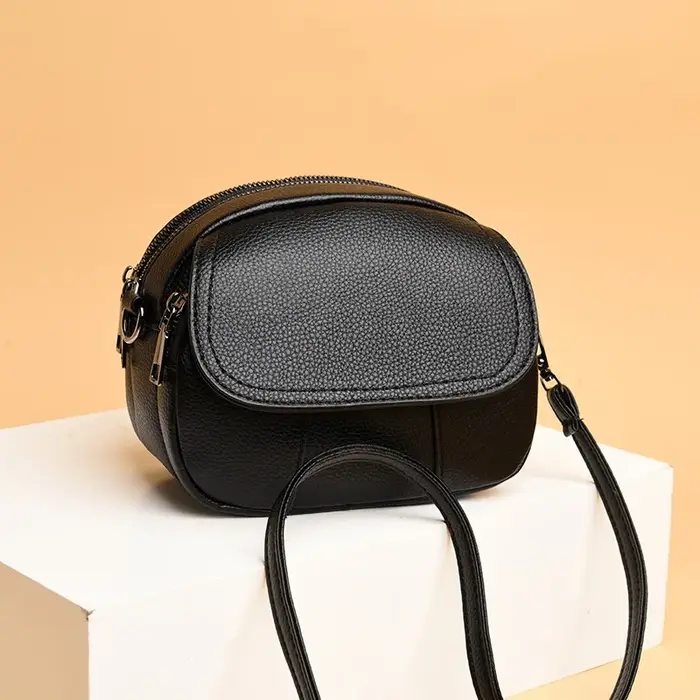 Sac bandoulière mini minimaliste et tendance pour femme