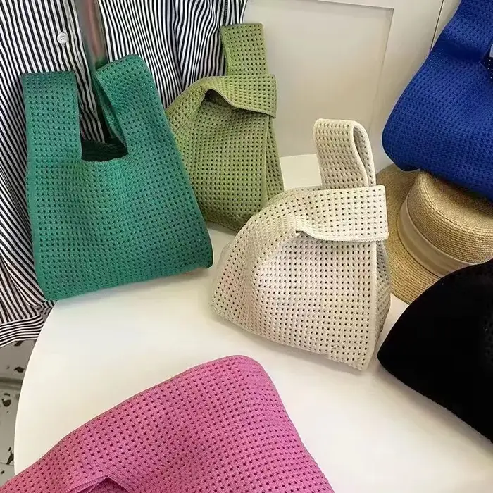 Sac à main tricoté à la main pour femmes