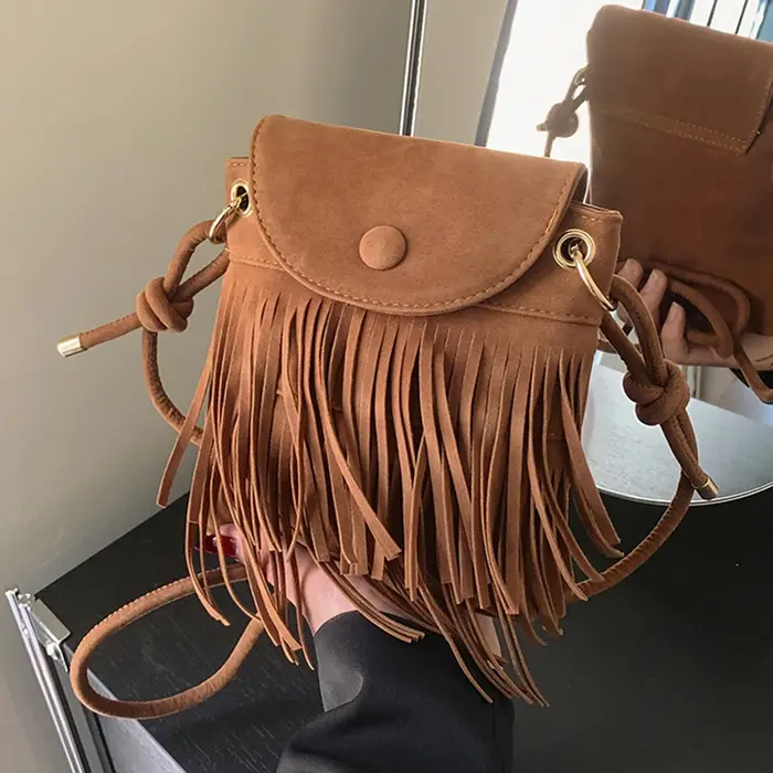 Sac messager à franges avec sangle réglable
