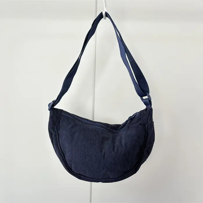Sac à bandoulière Hobos en velours côtelé pour femmes