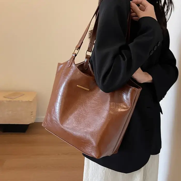Grands sacs à bandoulière pour femmes