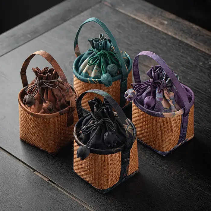 Petit sac à motif rotin