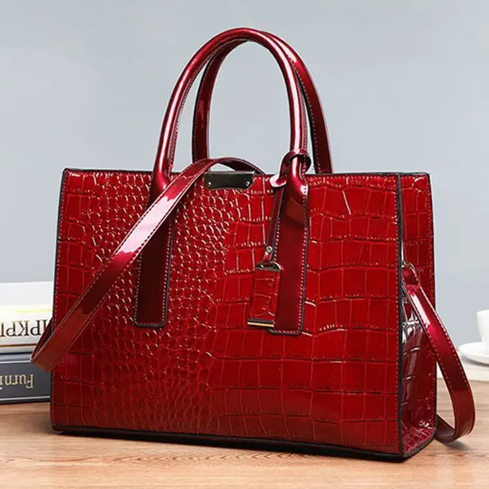 Sac à main de luxe motif Crocodile