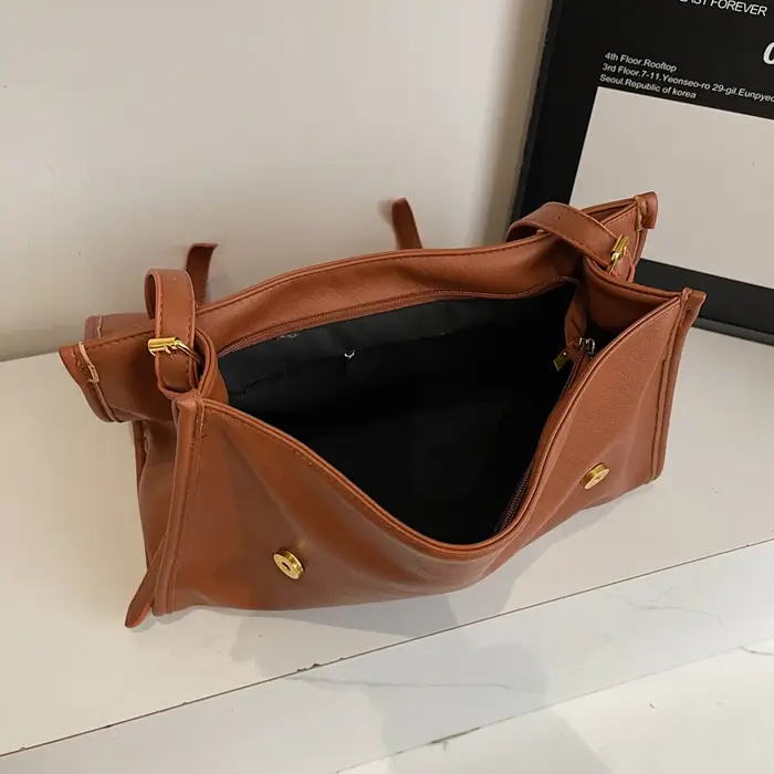 Sac enveloppe noir Simple