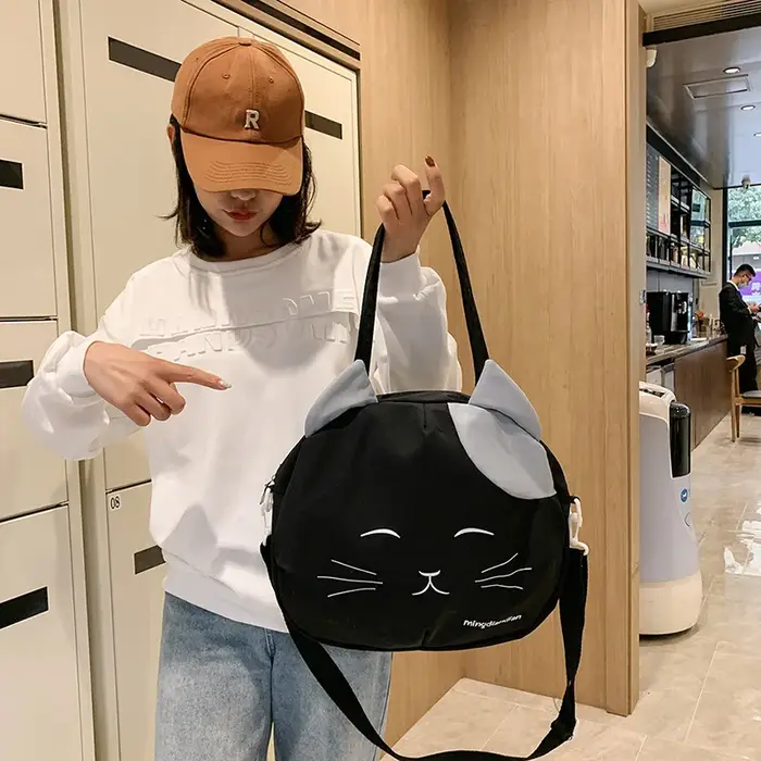 Sac fourre-tout à motif de chat de dessin animé