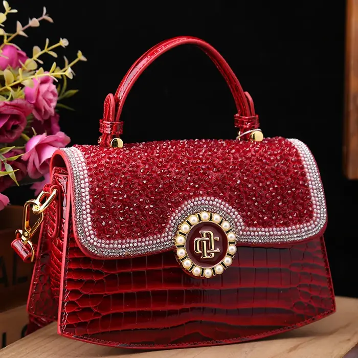 Sac à main motif crocodile pour femme