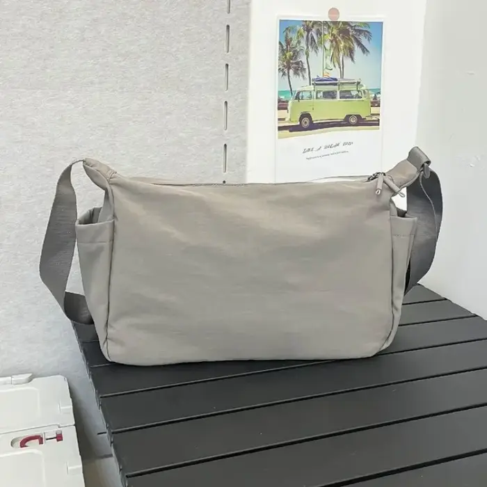 Sac à main tendance pour femmes avec bandoulière et grande capacité