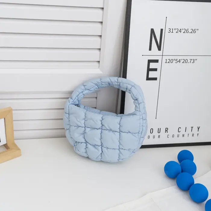 Sac à main tendance en nylon rembourré