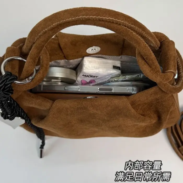 Petits sacs à bandoulière en cuir suédé pour femmes