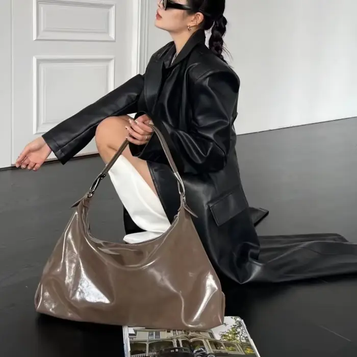 Sac fourre-tout bordeaux pour femmes