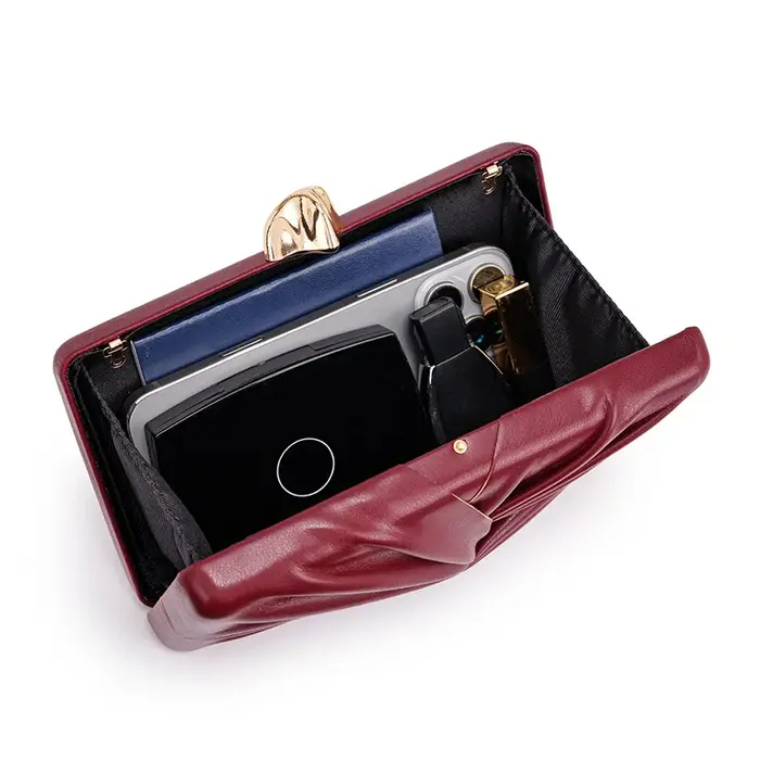 Nouveau Sac de Soirée Tendance 2026 pour Femme – Pochette Élégante à Porter à l'Épaule ou en Bandoulière pour les Fêtes