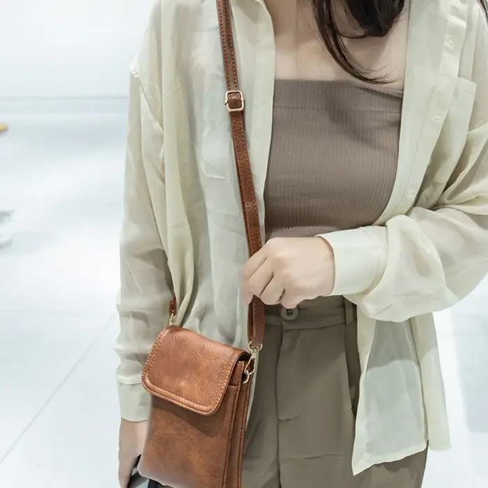 Pochette de téléphone portable en cuir véritable avec bandoulière pour hommes et femmes